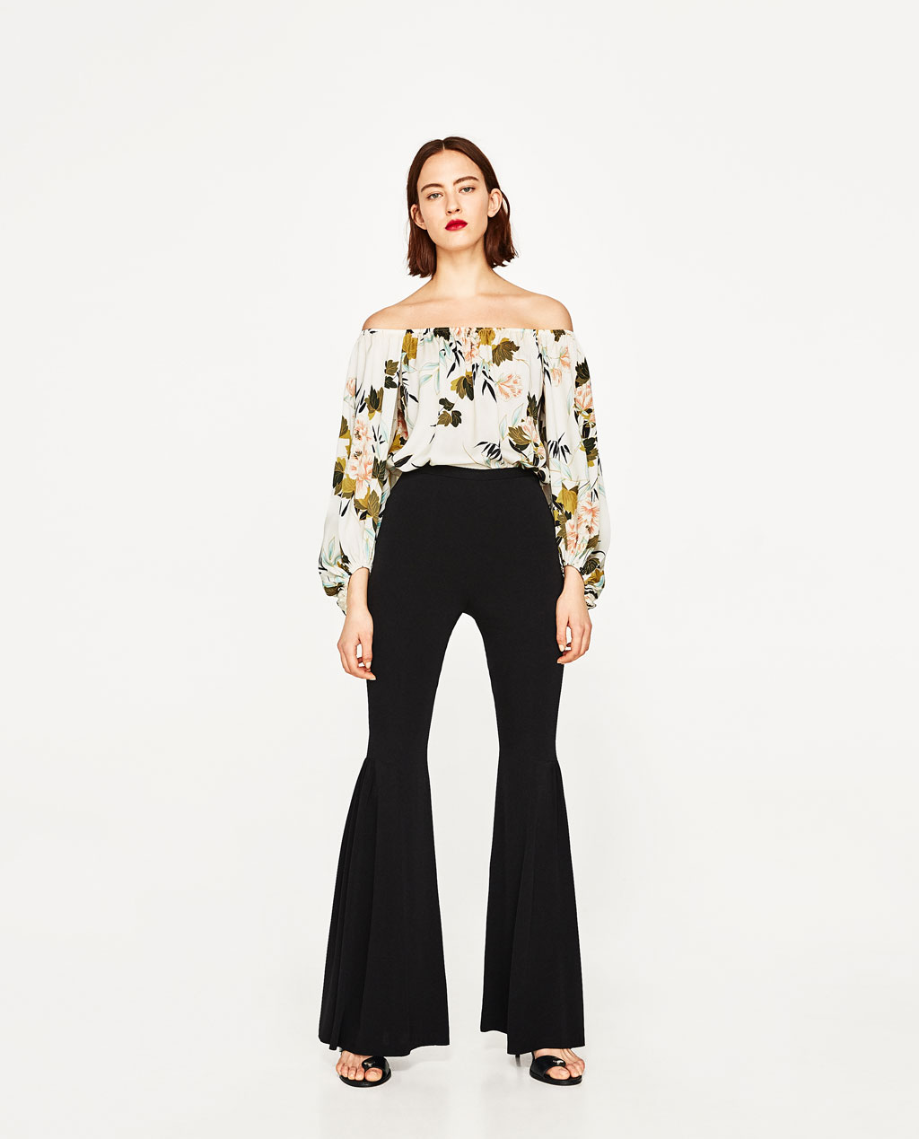 Zara Floral print bodysuit with puffy sleeves