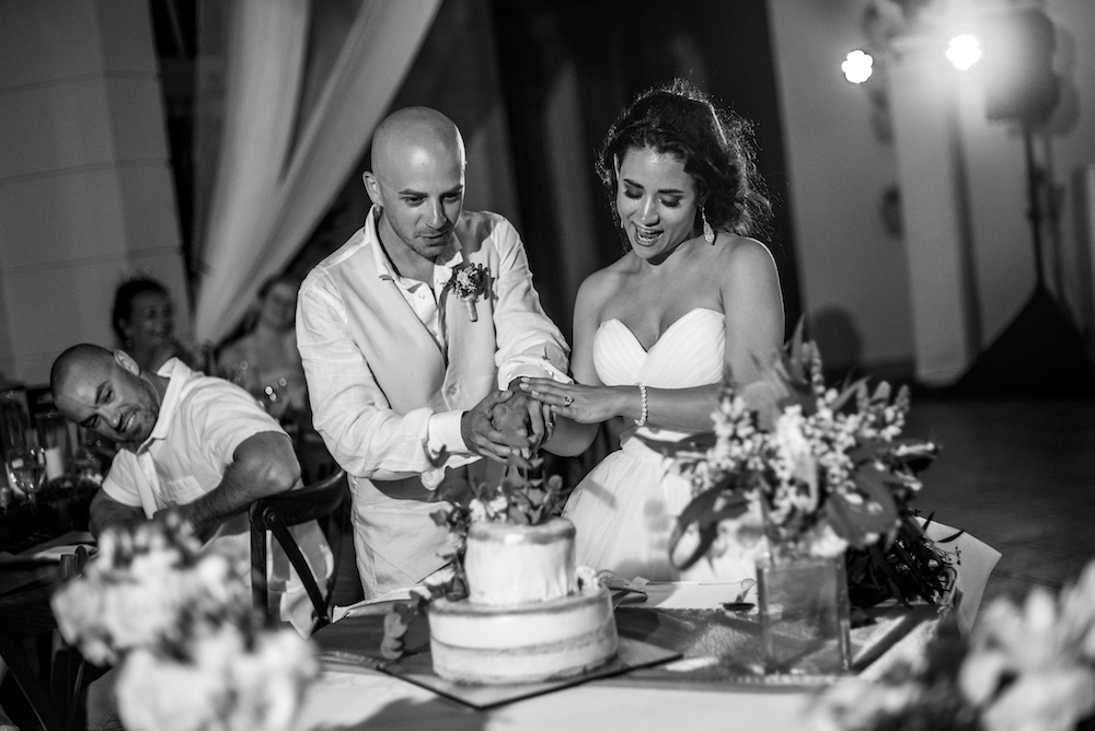 Miragliotta Wedding 2017 Cake Cut