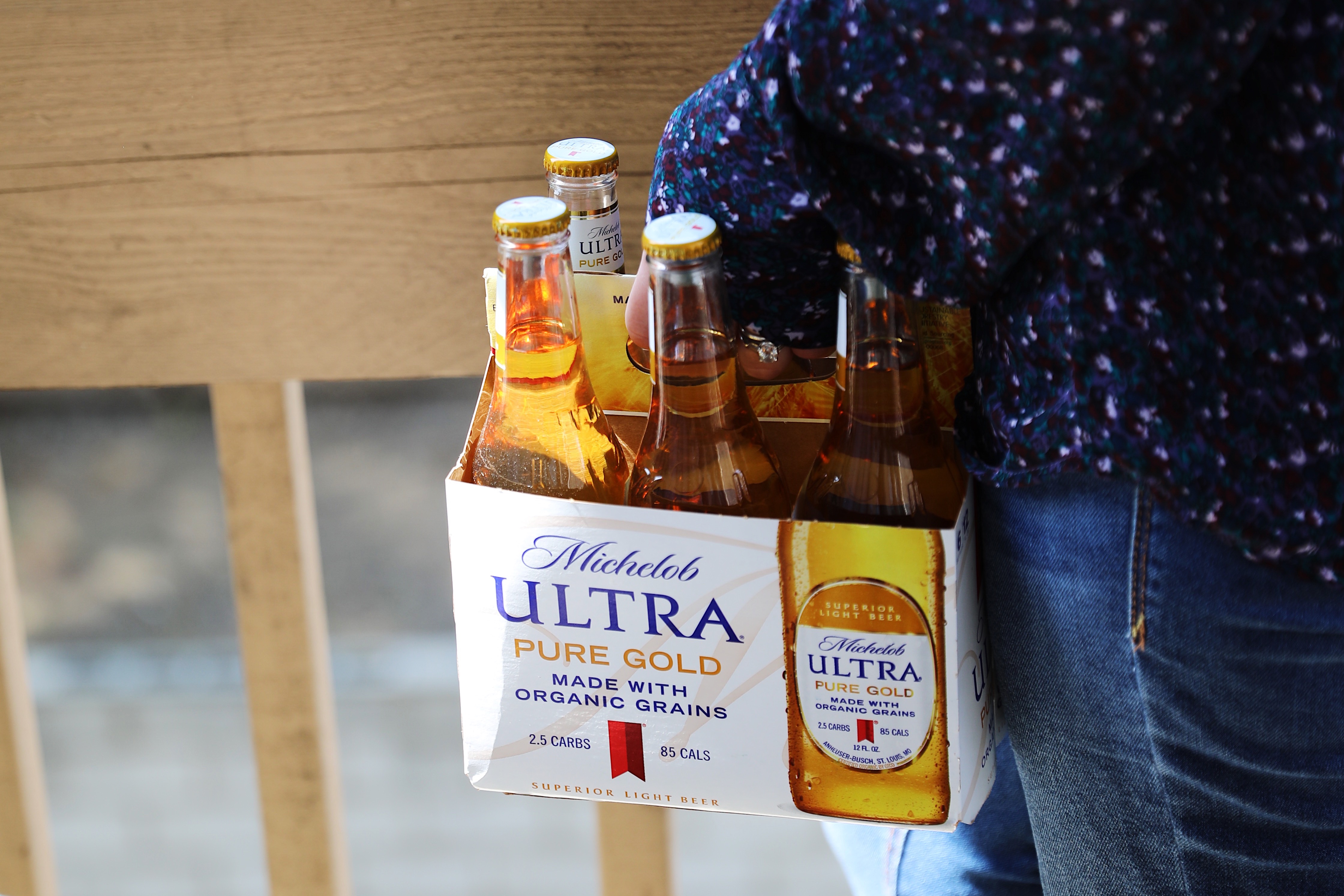 Michelob ULTRA Pure Gold 6 Pack