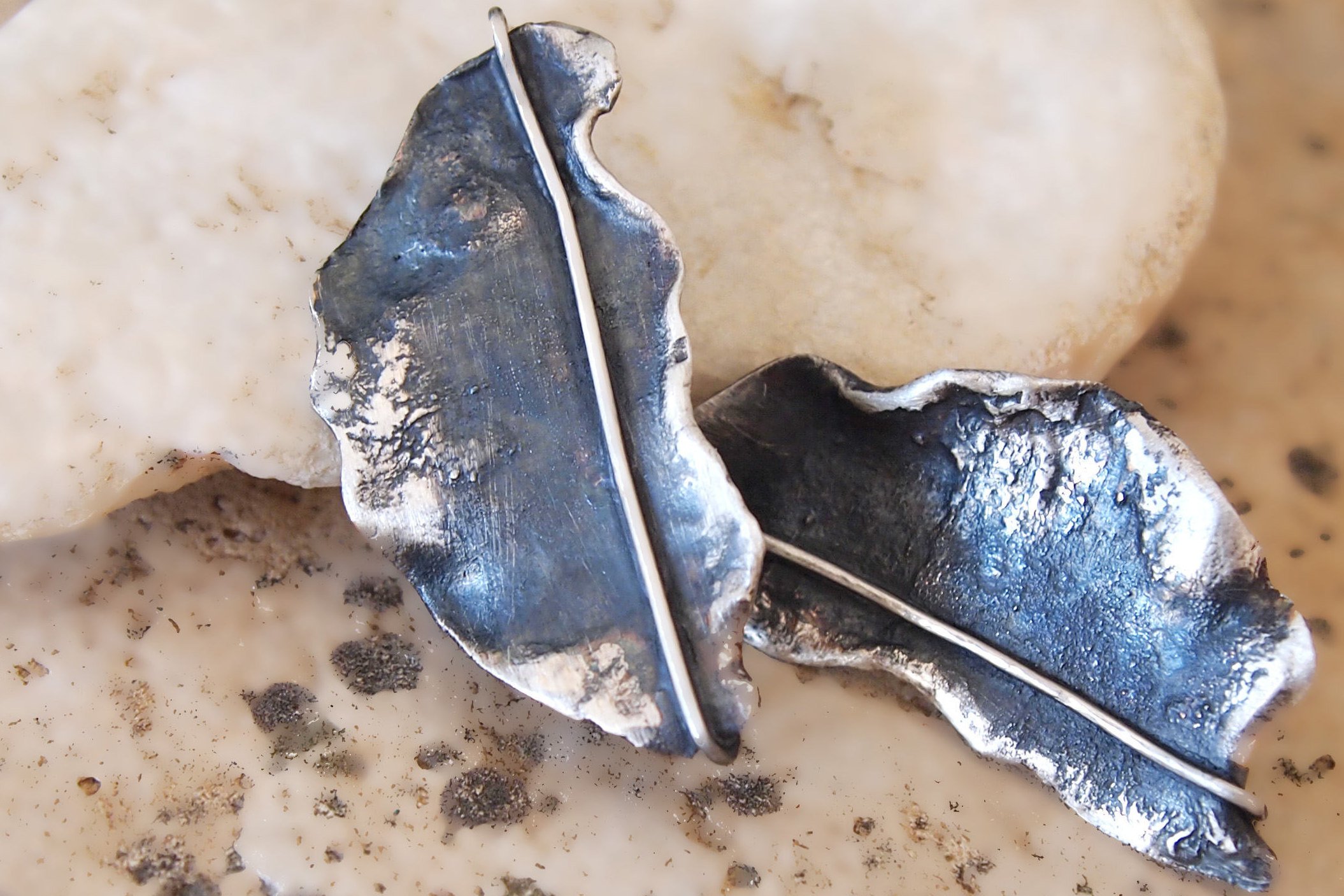 serpilguneysu oxidized silver leaf earrings